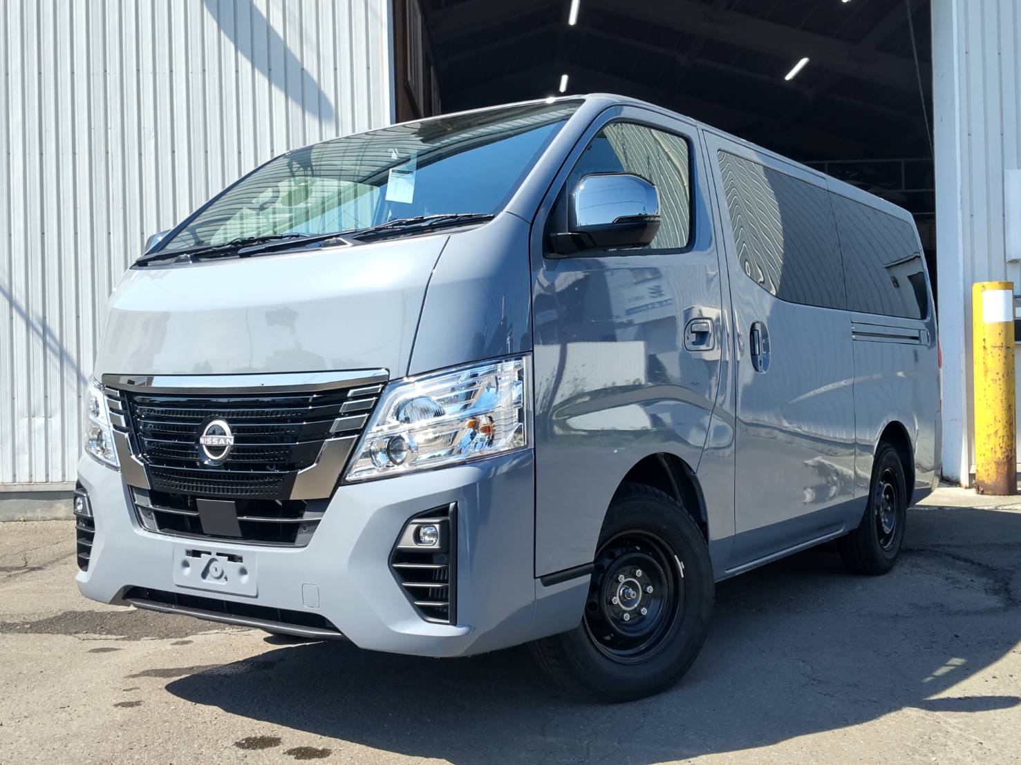 NEEDSBOX NV-type4 キャラバンGRAND プレミアムGX 4WD【M0439